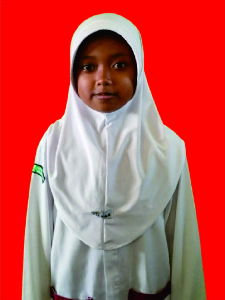 RAYNELLE FAIRUZ ZEVANNA