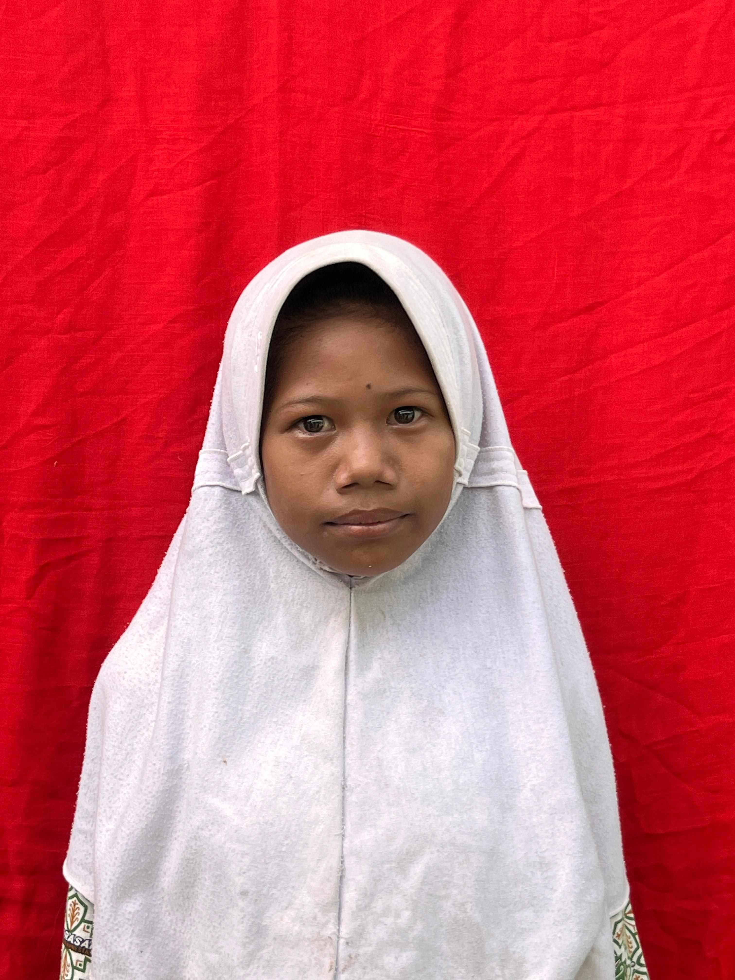 ADRIANA NISBAH